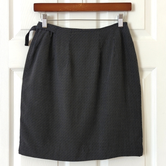 Express 90's Vintage Micro Polka Dot Silk High Waisted Mini Wrap Skirt Black 5/6 - Picture 9 of 10